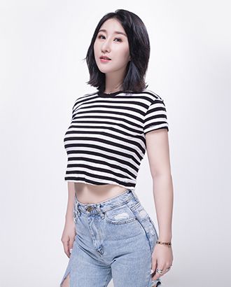 女人高清白虎粉泬骚逼一区舞蹈表演部部主任